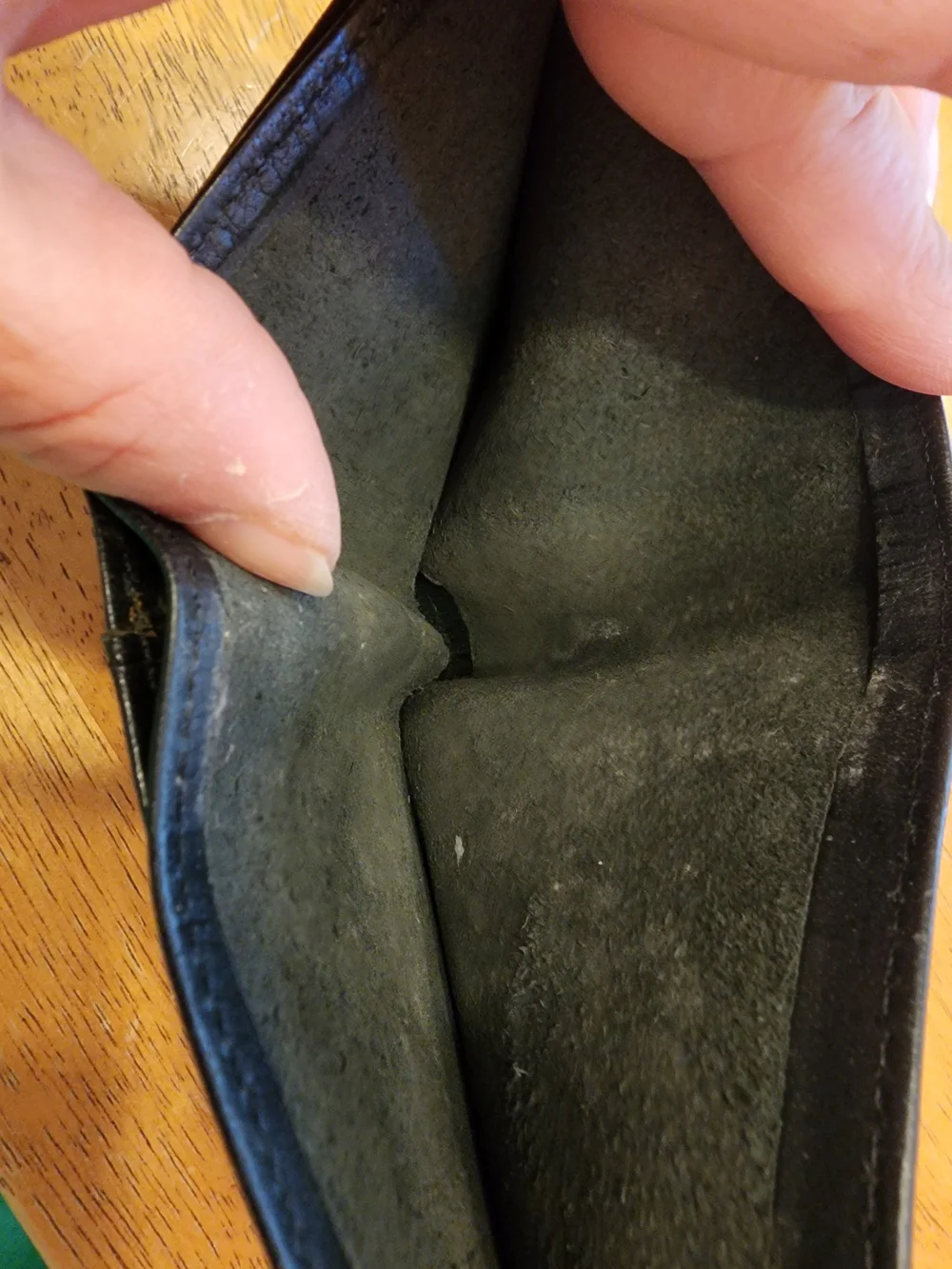 Coach Black Leather Men's Bi-Fold Leather Wallet